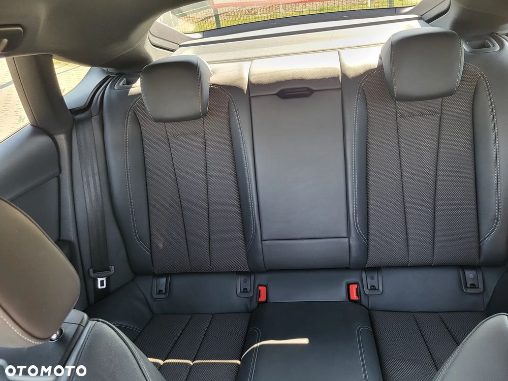 Audi A5 Sportback 40 TFSI S tronic - 13