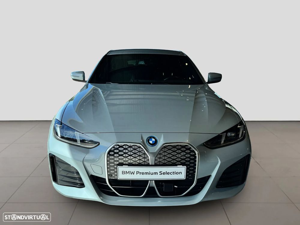 BMW i4 eDrive40 Pack Desportivo M - 2