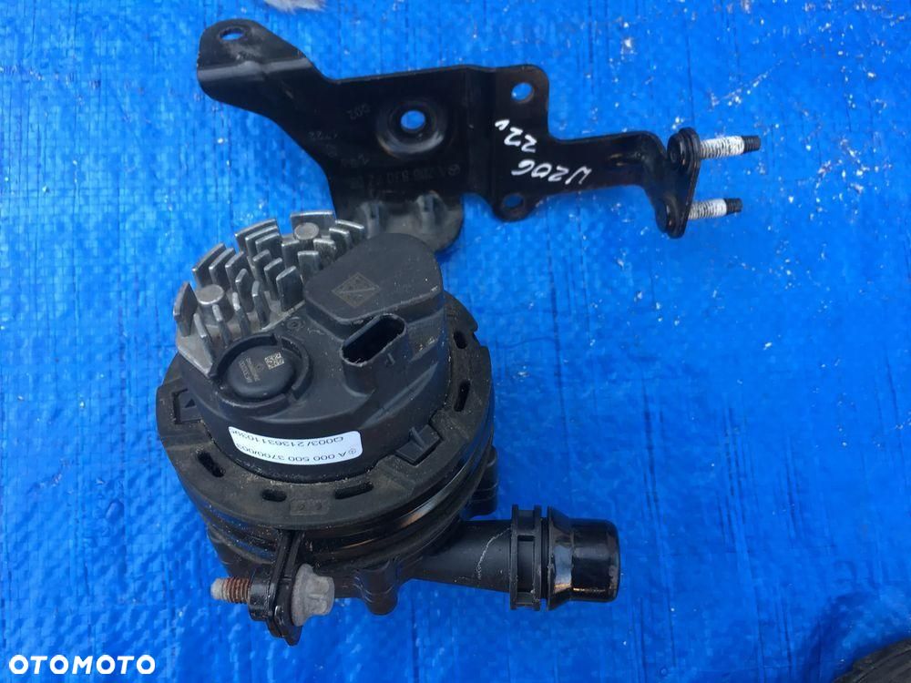 Mercedes W206 C Klasa Pompa Wody Dodatkowa A0005003700 - 2