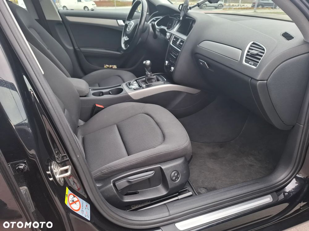 Audi A4 Avant 2.0 TDI DPF Ambiente - 11