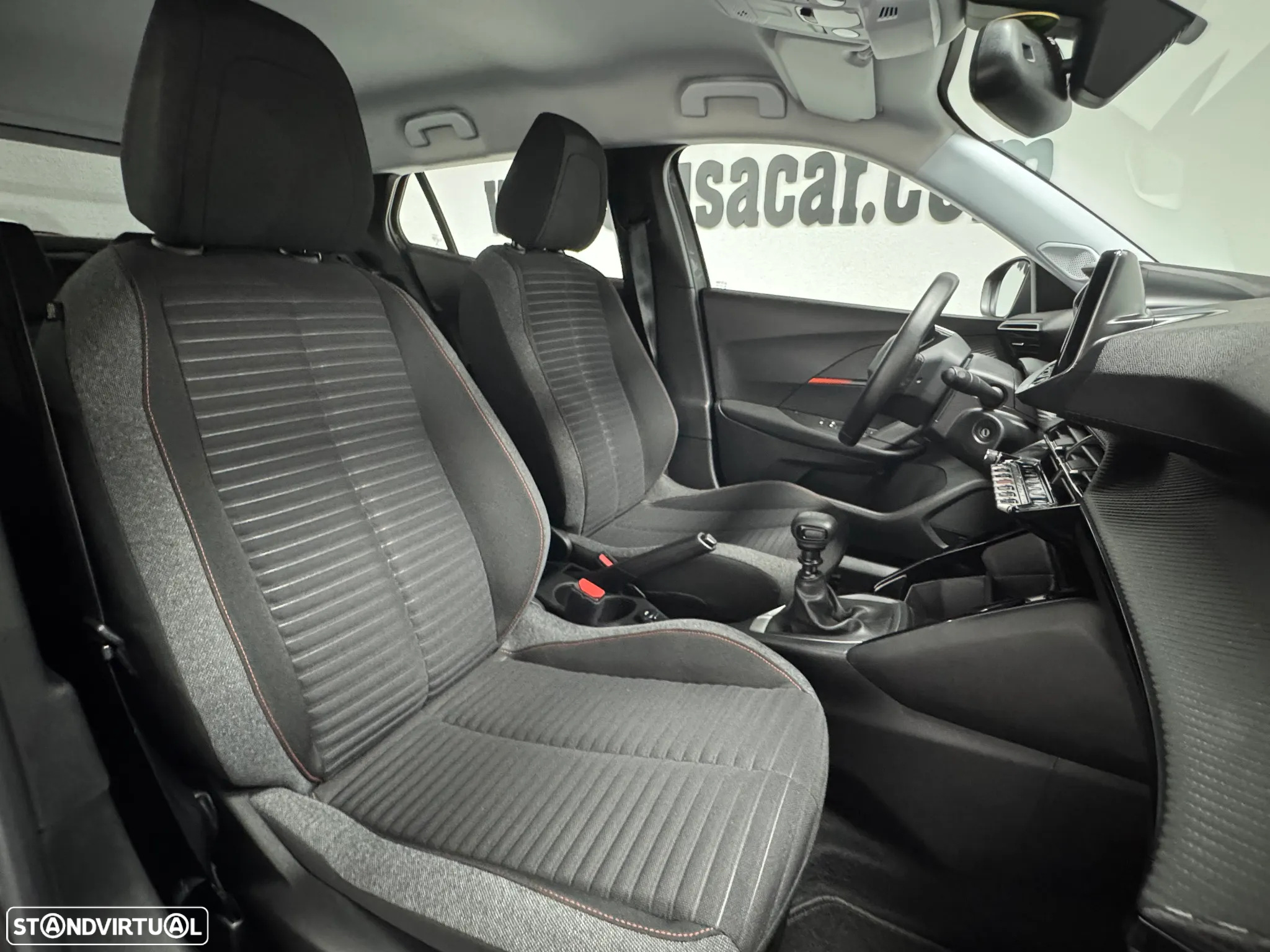Peugeot 2008 PureTech 100 Active - 19