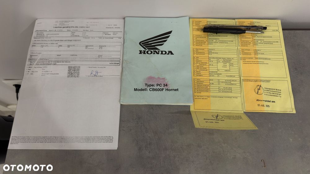 Honda Hornet - 11