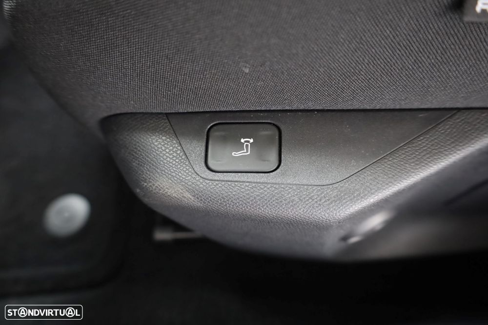 Peugeot 408 180 e-EAT8 Allure - 50