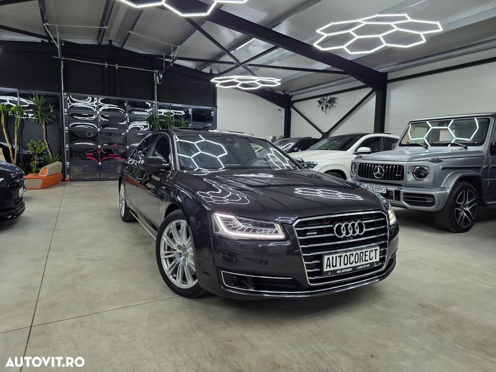 Audi A8 4.2 TDI DPF (clean diesel) quattro tiptronic Lang - 3