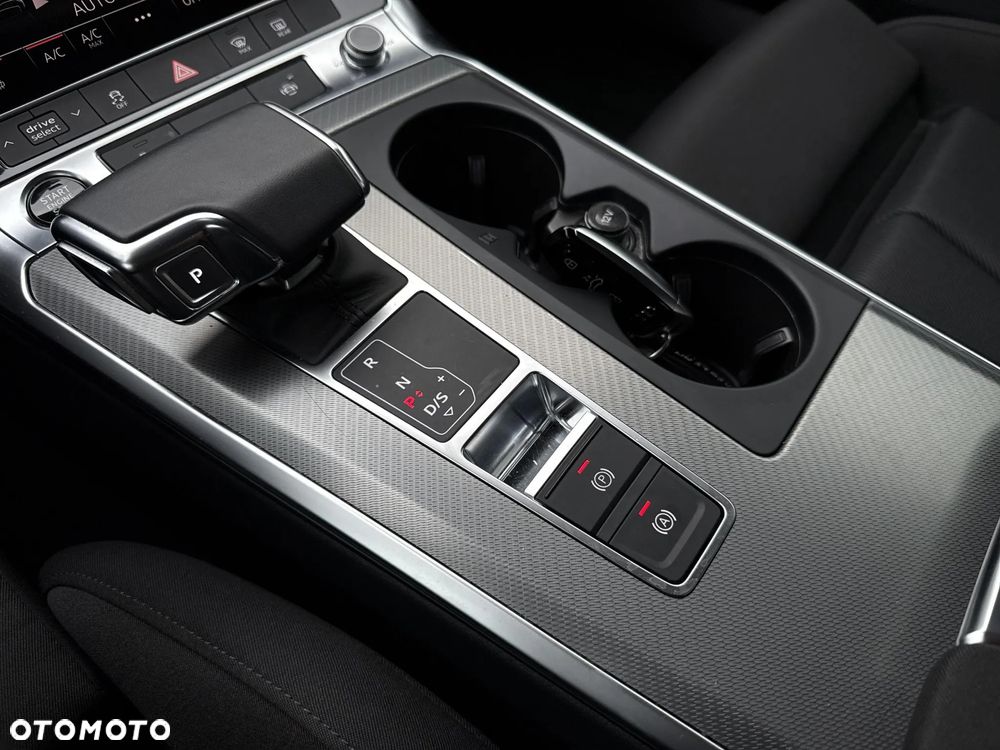 Audi A6 - 24