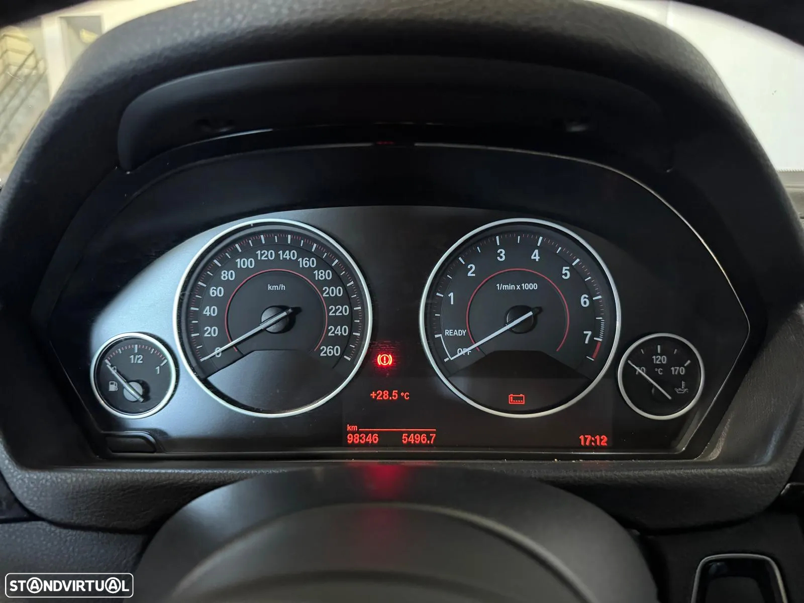 BMW 330 e iPerformance Pack M - 18