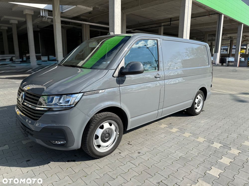 Volkswagen Transporter T6.1 150 km 29 tyś km automat hak - 2