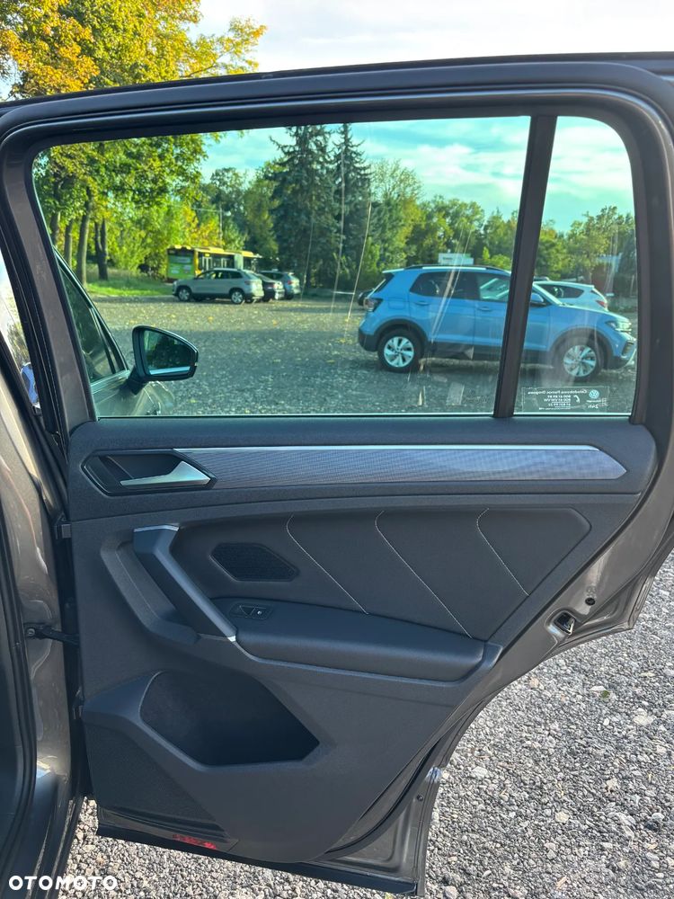 Volkswagen Tiguan - 22