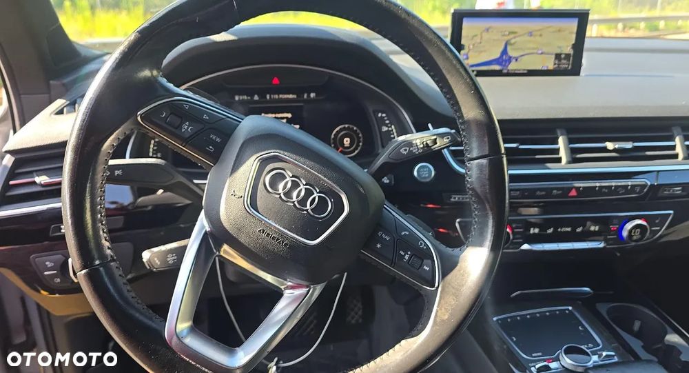 Audi Q7 - 19