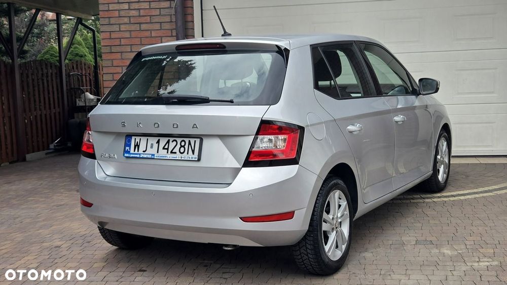 Skoda Fabia 1.0 TSI Ambition - 10