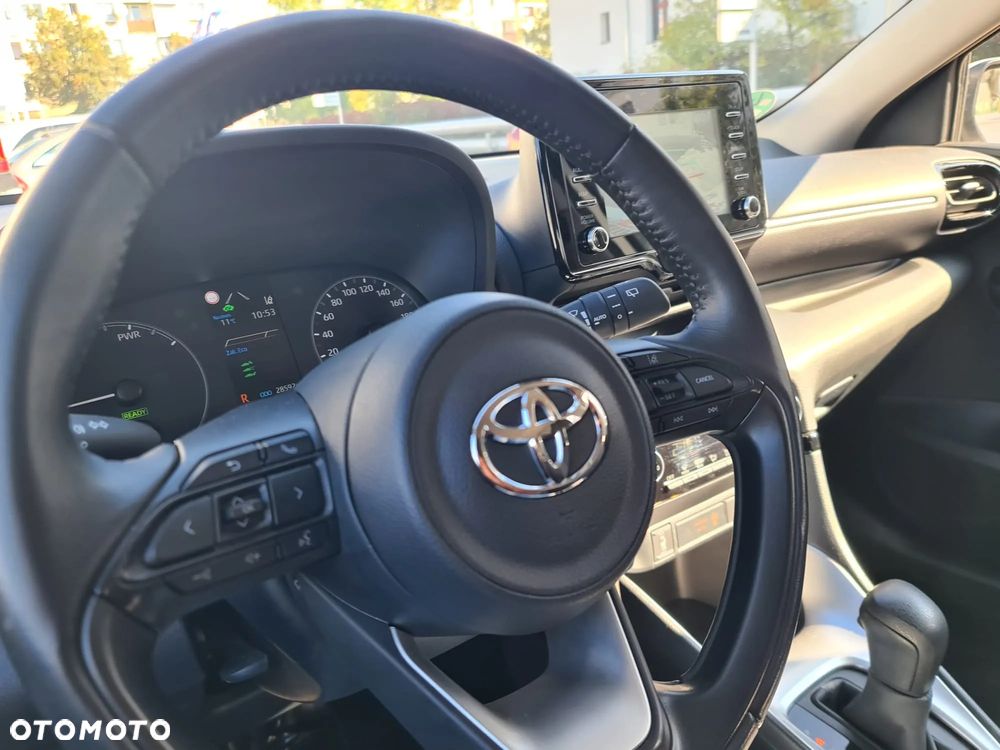 Toyota Yaris Hybrid 1.5 VVT-i - 22