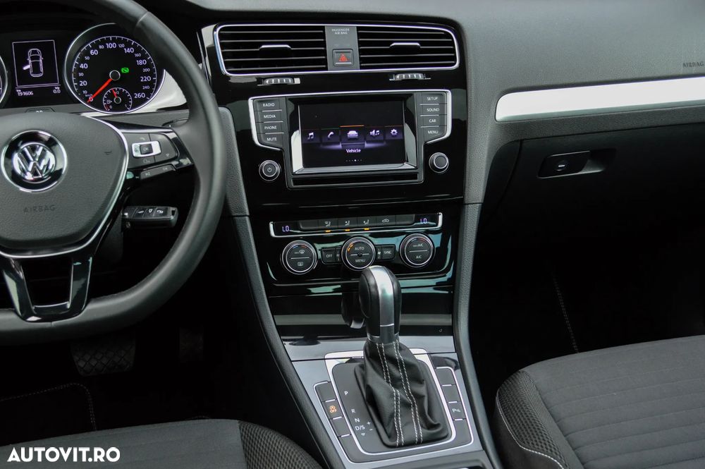 Volkswagen Golf 1.4 TSI BlueMotion Technology DSG Cup - 22