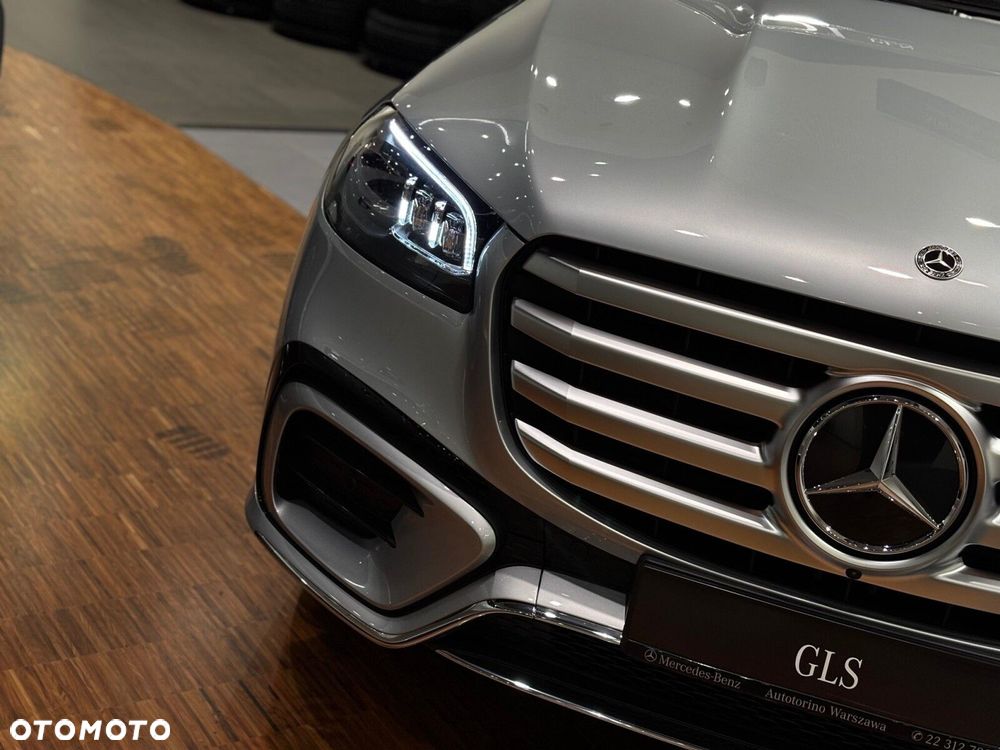 Mercedes-Benz GLS - 2
