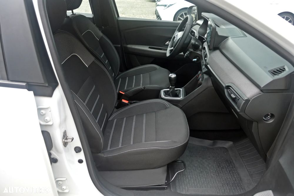 Dacia Sandero TCe 90 MT6 Comfort - 31