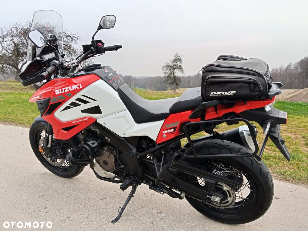Suzuki V-STROM - 17