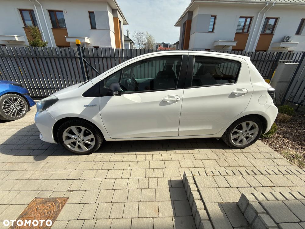 Toyota Yaris 1.5 - 4