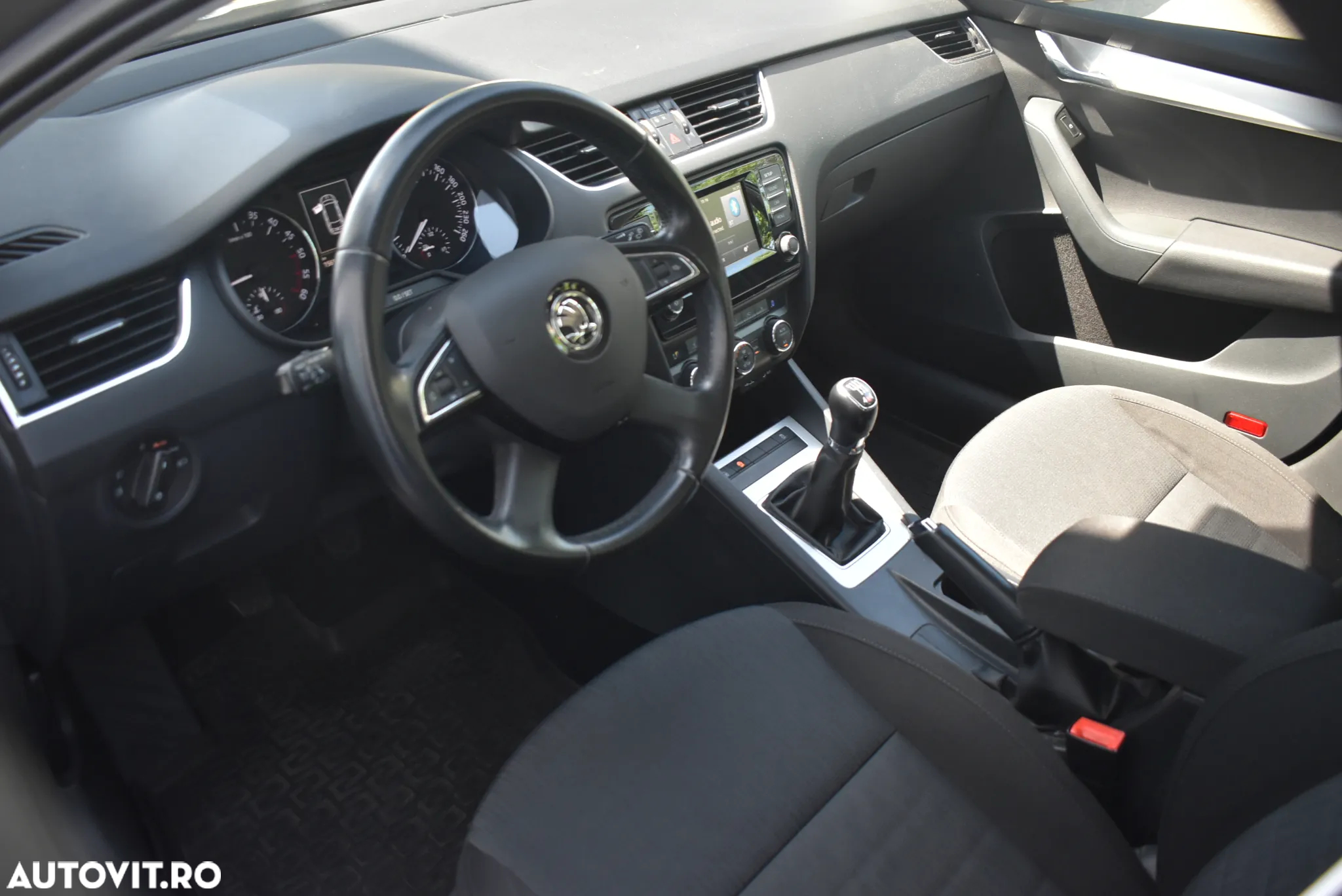 Skoda Octavia 2.0 TDI 4X4 STYLE - 9