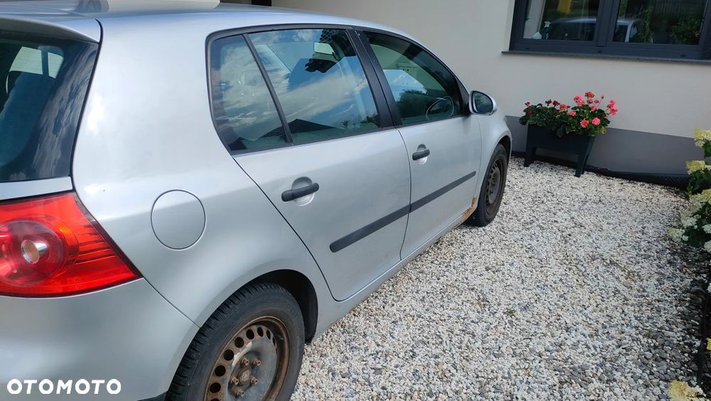 Volkswagen Golf 1.6 Comfortline - 3