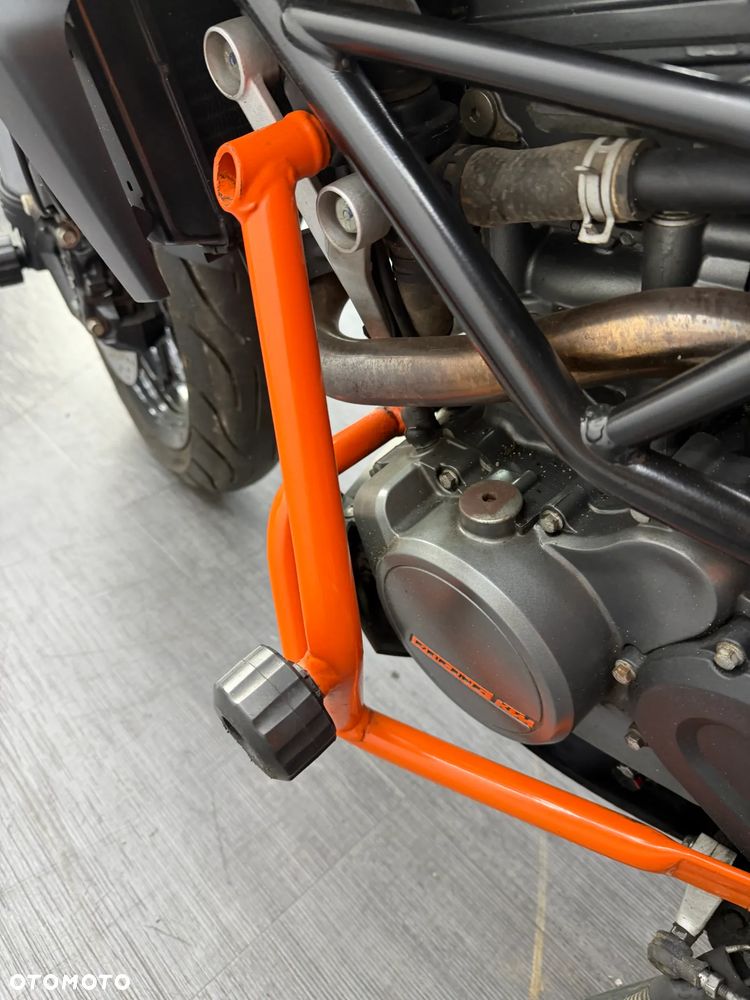 KTM Duke 125 - 20