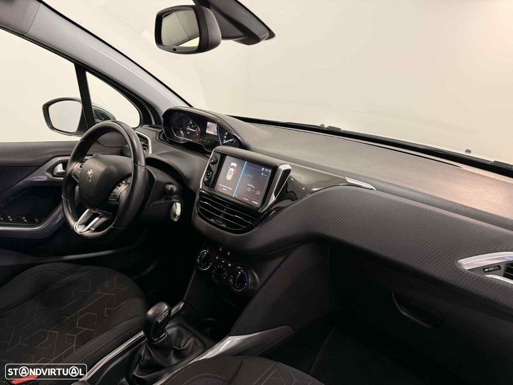 Peugeot 2008 1.2 PureTech Style - 11