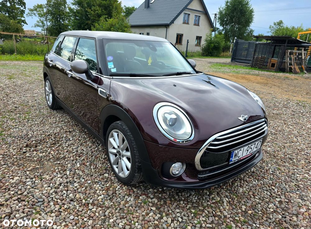 MINI Clubman Cooper Essential Trim - 2
