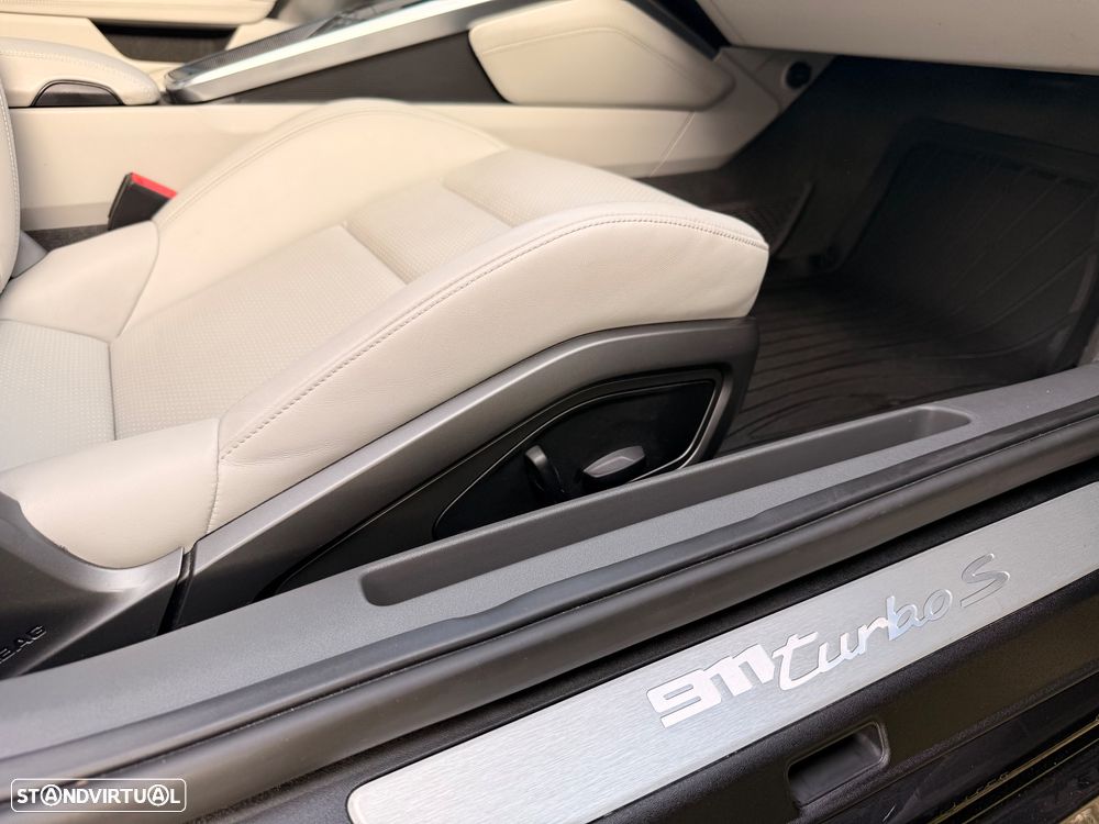 Porsche 911 (992) Turbo S PDK - 20