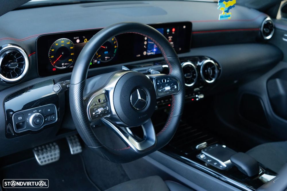 Mercedes-Benz CLA 250 e Shooting Brake AMG Line - 15