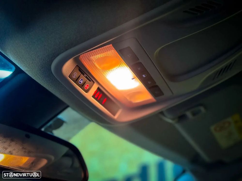 Opel Crossland X - 16