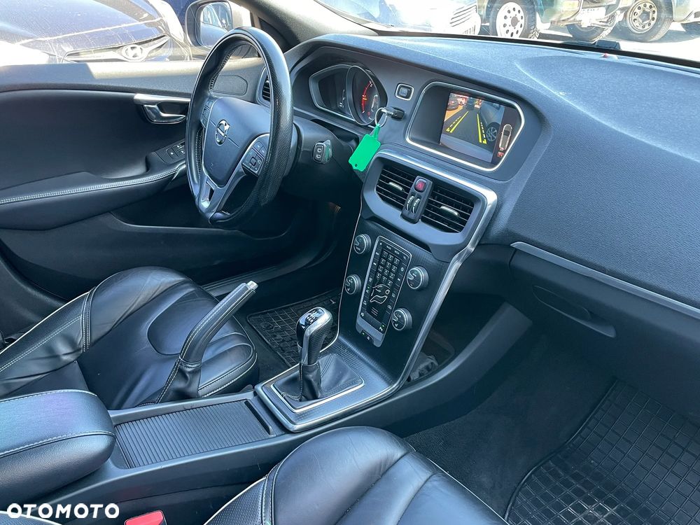 Volvo V40 D3 RDesign - 16