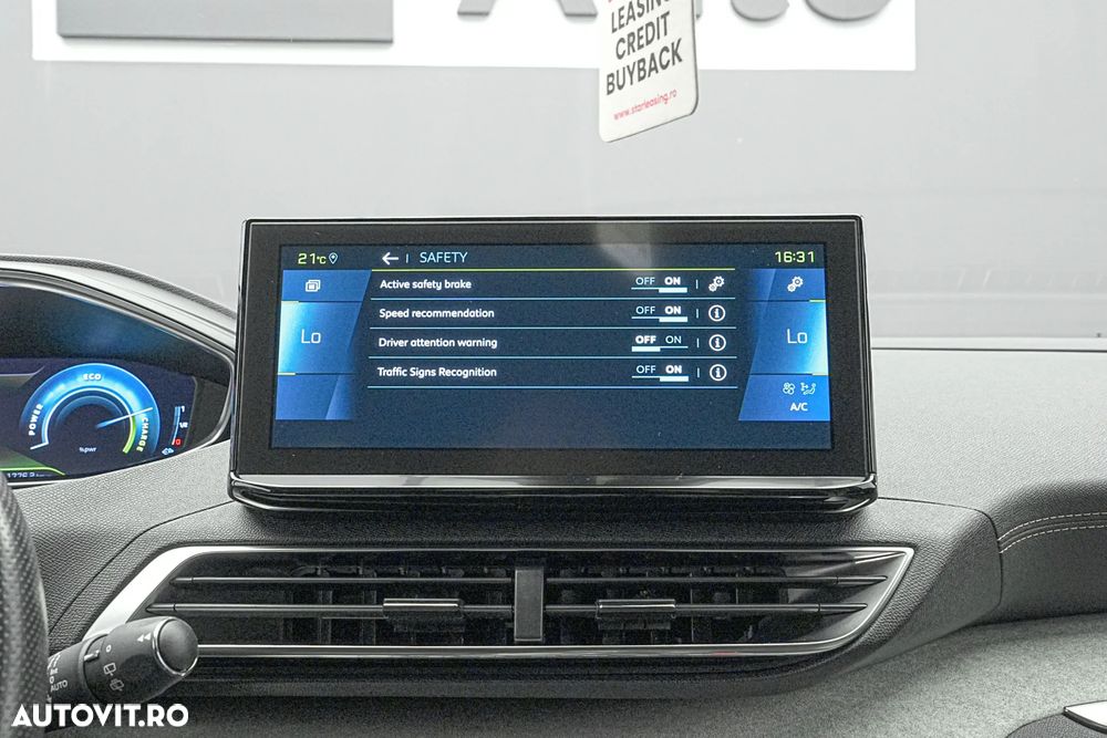 Peugeot 3008 PHEV 225 EAT8 GT - 26