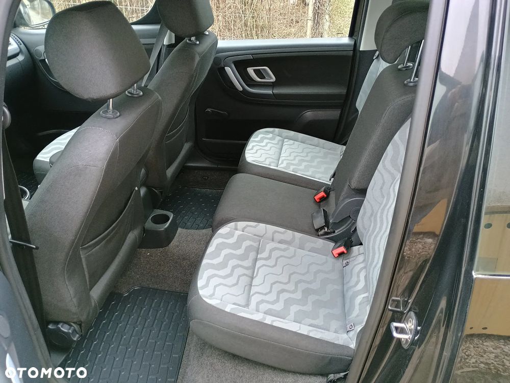 Skoda Roomster - 15