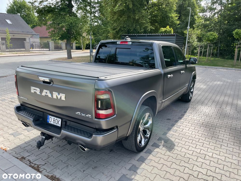 RAM 1500 Crew Cab Shortbed Limited - 18