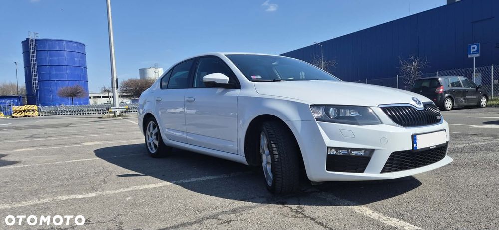 Skoda Octavia 2.0 TDI RS DSG - 8