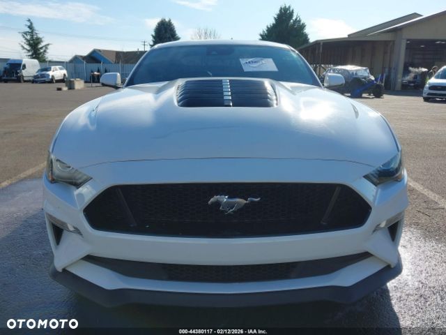 Ford Mustang - 10