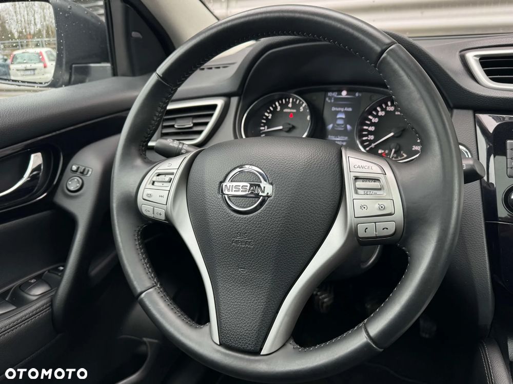 Nissan Qashqai 1.2 DIG-T Tekna EU6 - 19