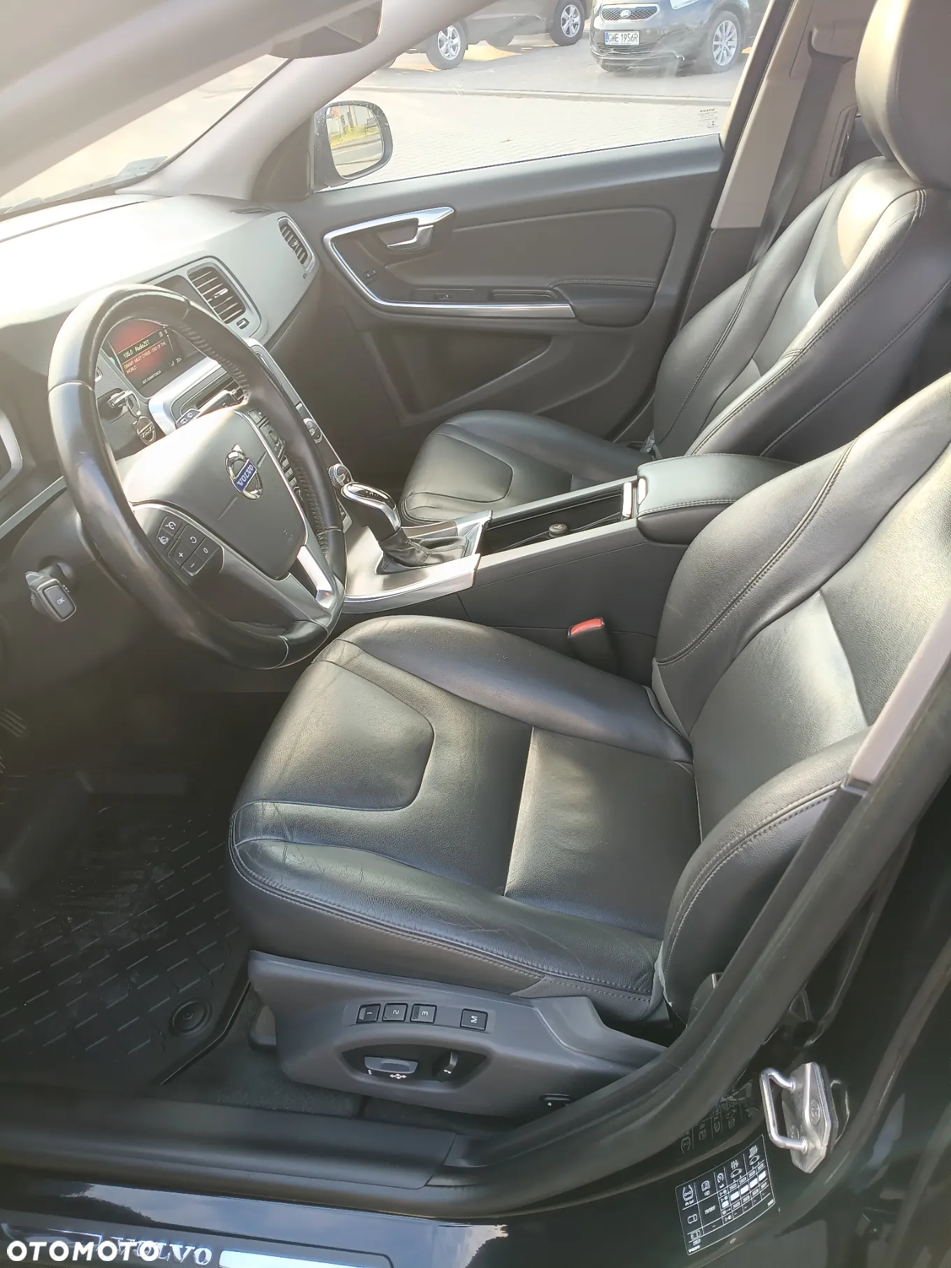 Volvo V60 D4 Drive-E Summum - 22