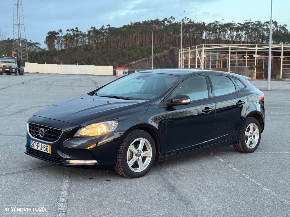 Volvo V40 D2 - 1