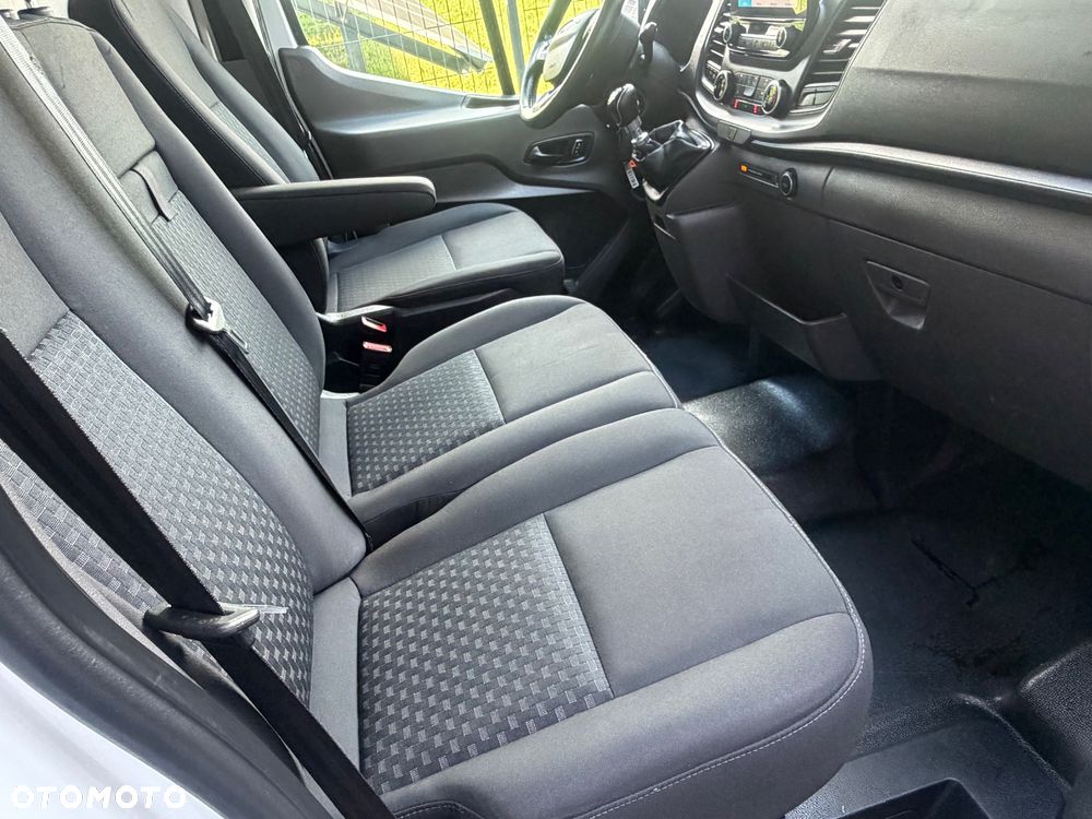 Ford Transit - 17