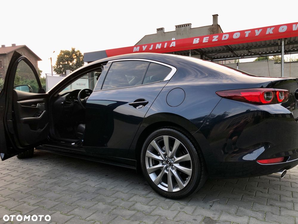 Mazda 3 2.0 mHEV Hikari - 5
