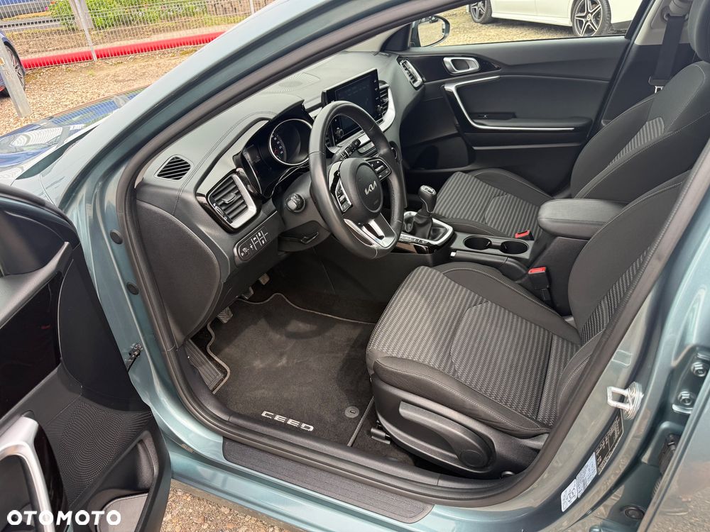 Kia Ceed 1.5 T-GDI L Business Line - 13