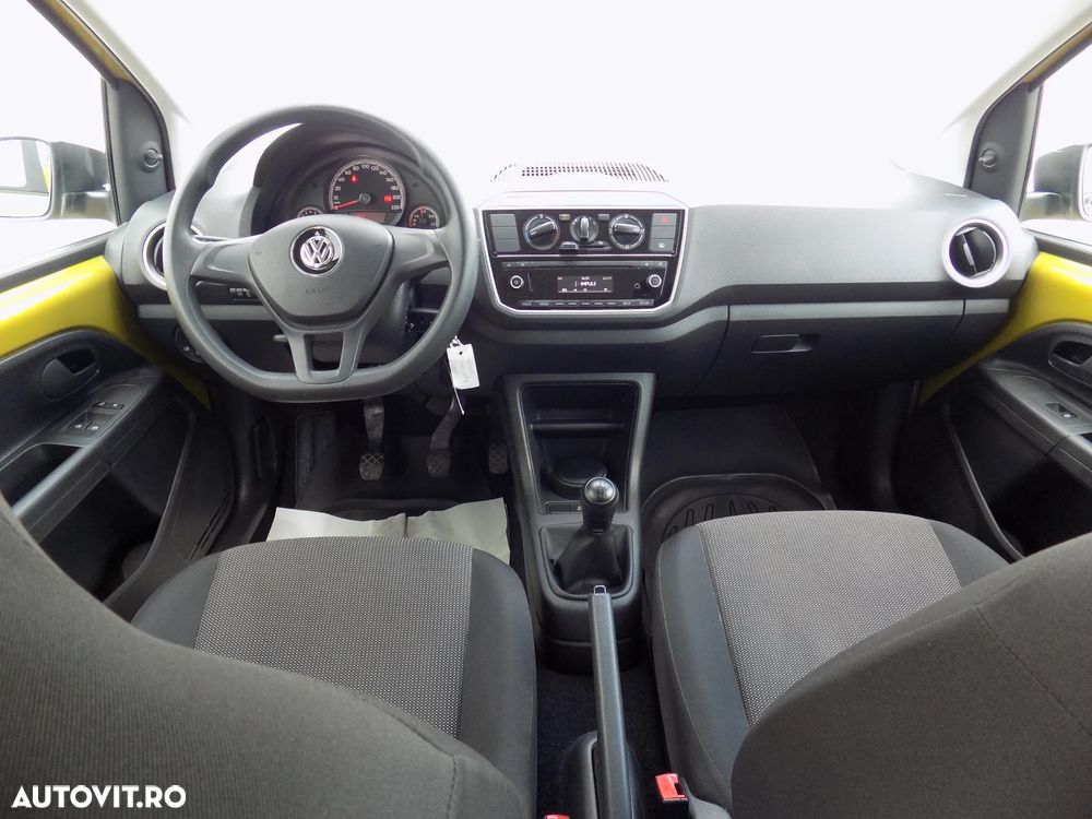 Volkswagen up! 1.0 BMT Take - 10