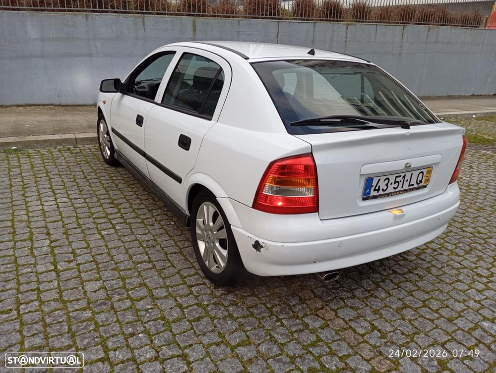 Opel Astra 1.4 CDX - 3