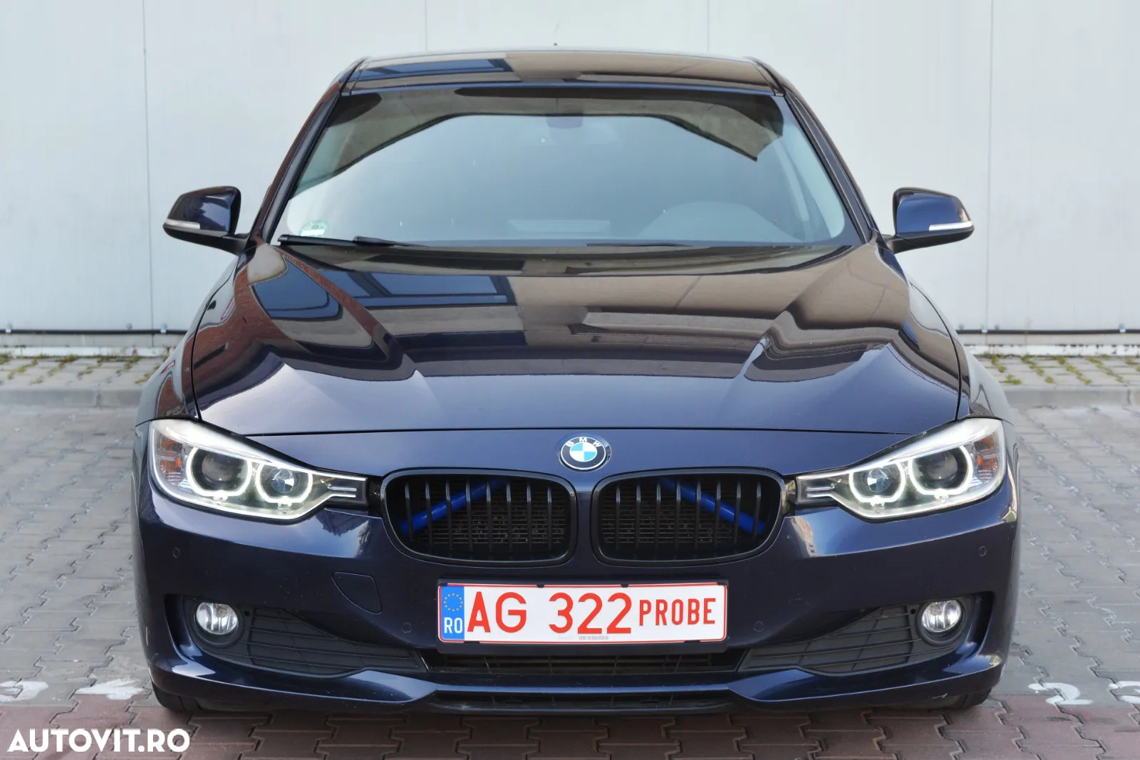 BMW Seria 3 - 12