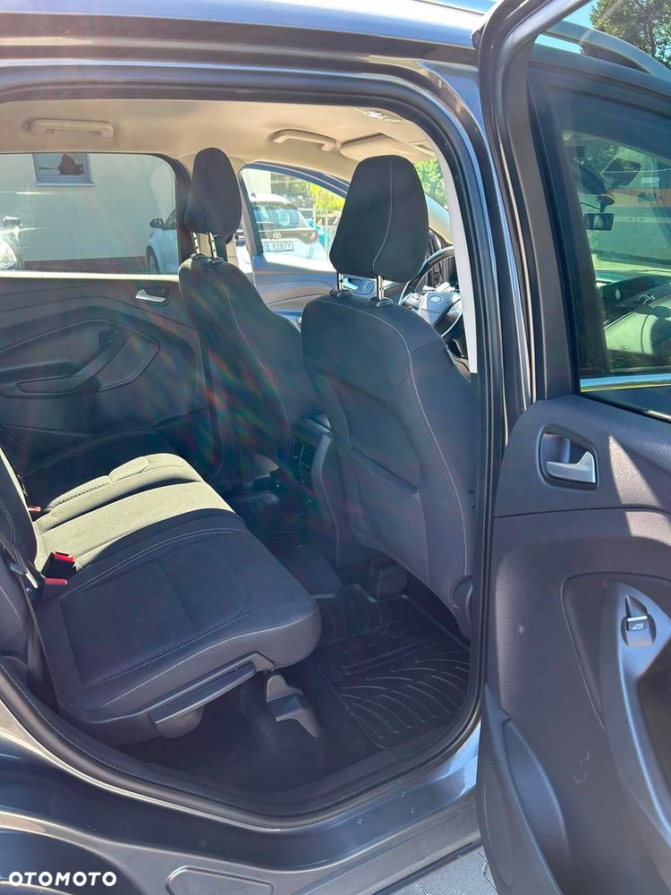 Ford Kuga 2.0 TDCi AWD Titanium - 12