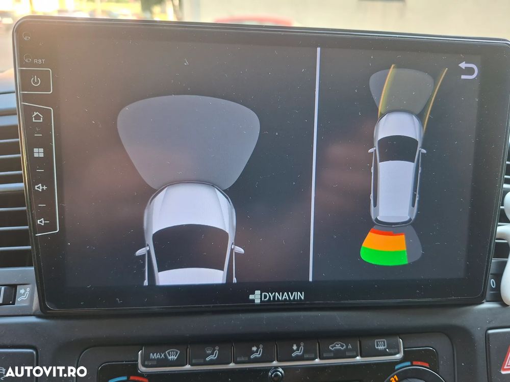 VOLKSWAGEN Multivan 2011 — imagine 6