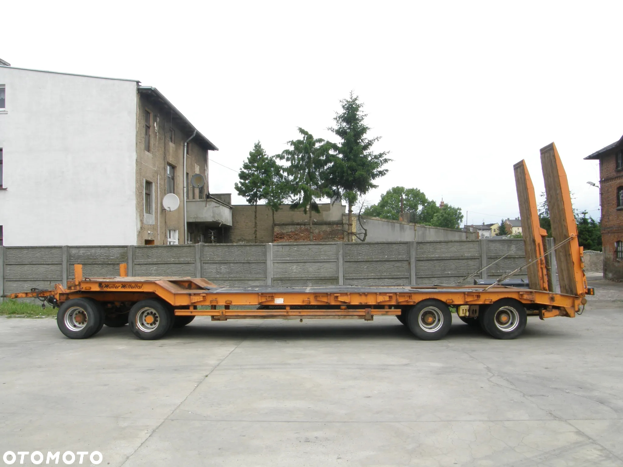 Müller-Mitteltal T4 KOMPAKT 2005 4 osiowa przyczepa niskopodwoziowa z Niemiec - 3