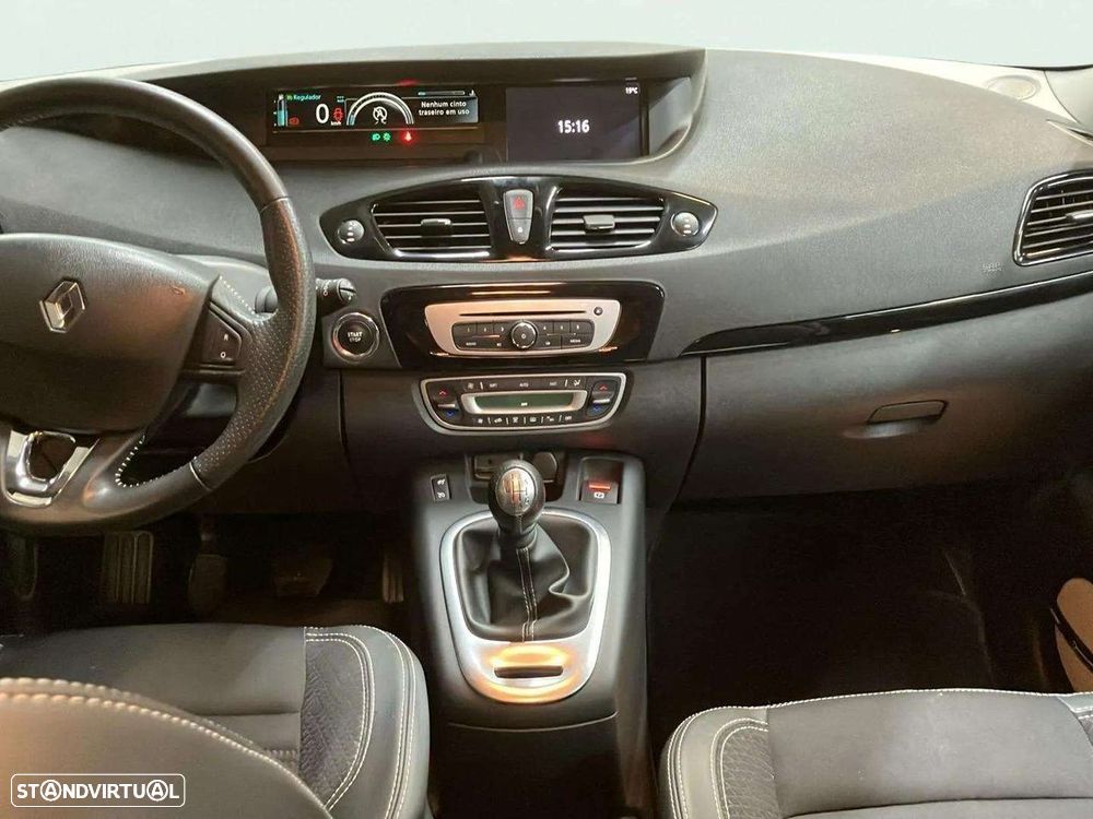 Renault Scénic - 9