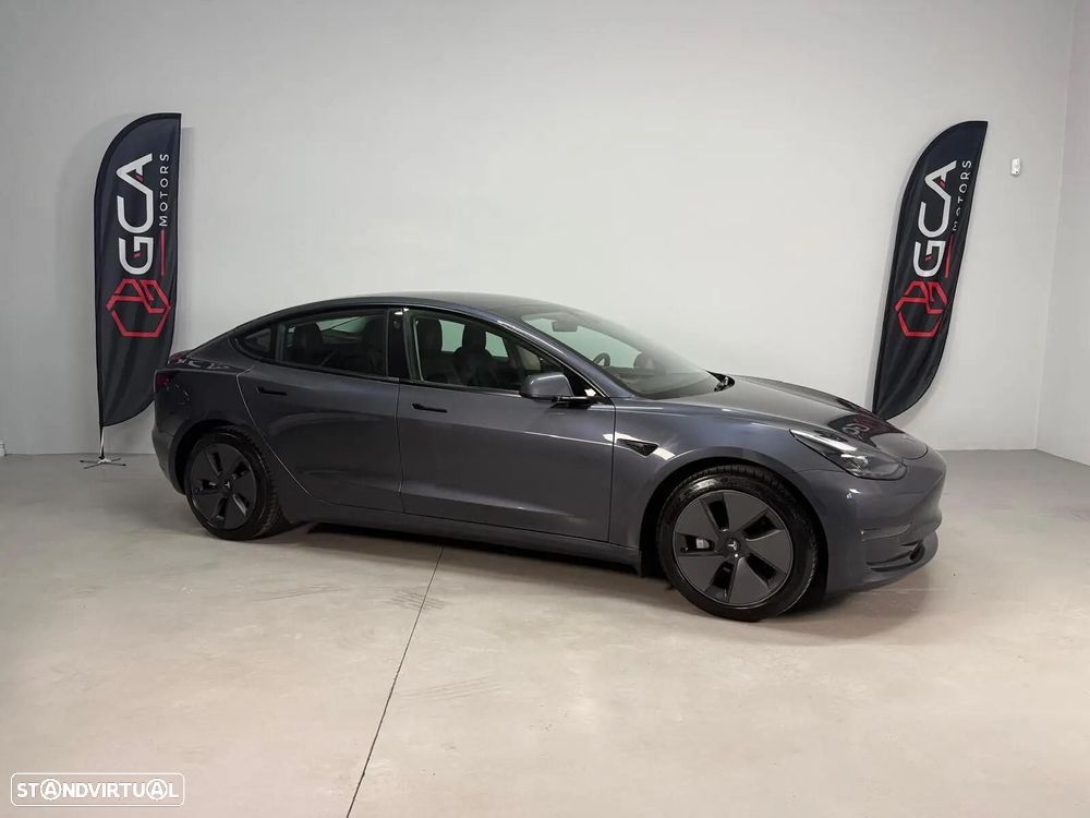 Tesla Model 3 - 2