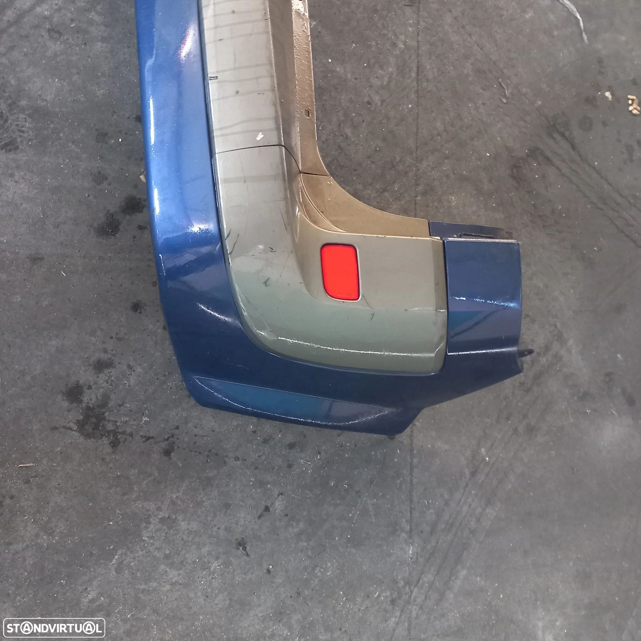 Para choques traseiro renault scenic ano 2005 - 1