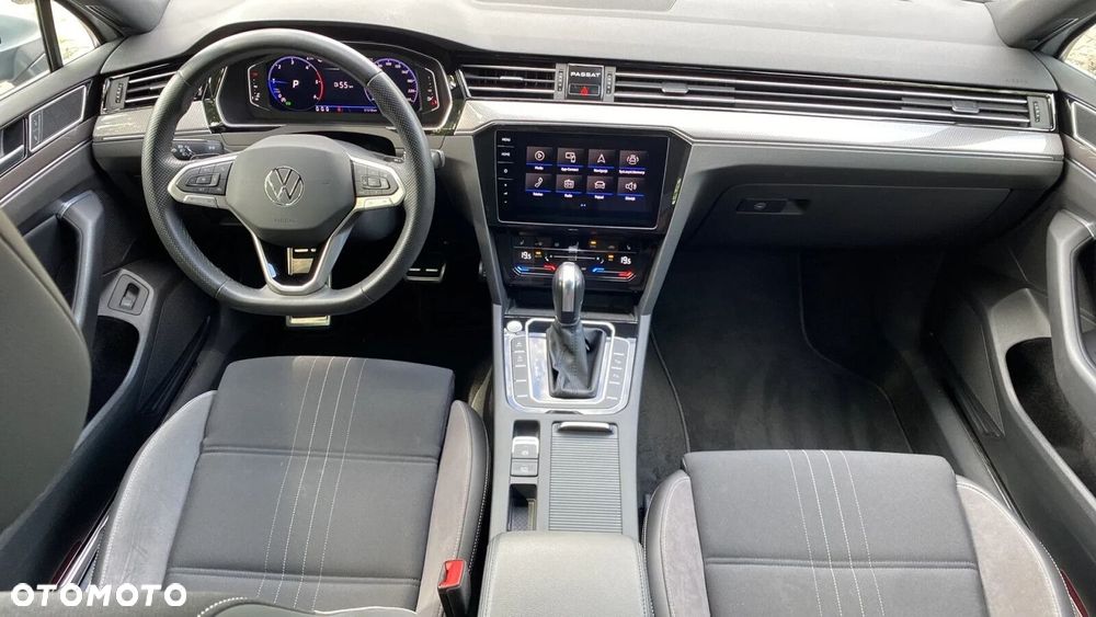 Volkswagen Passat - 17